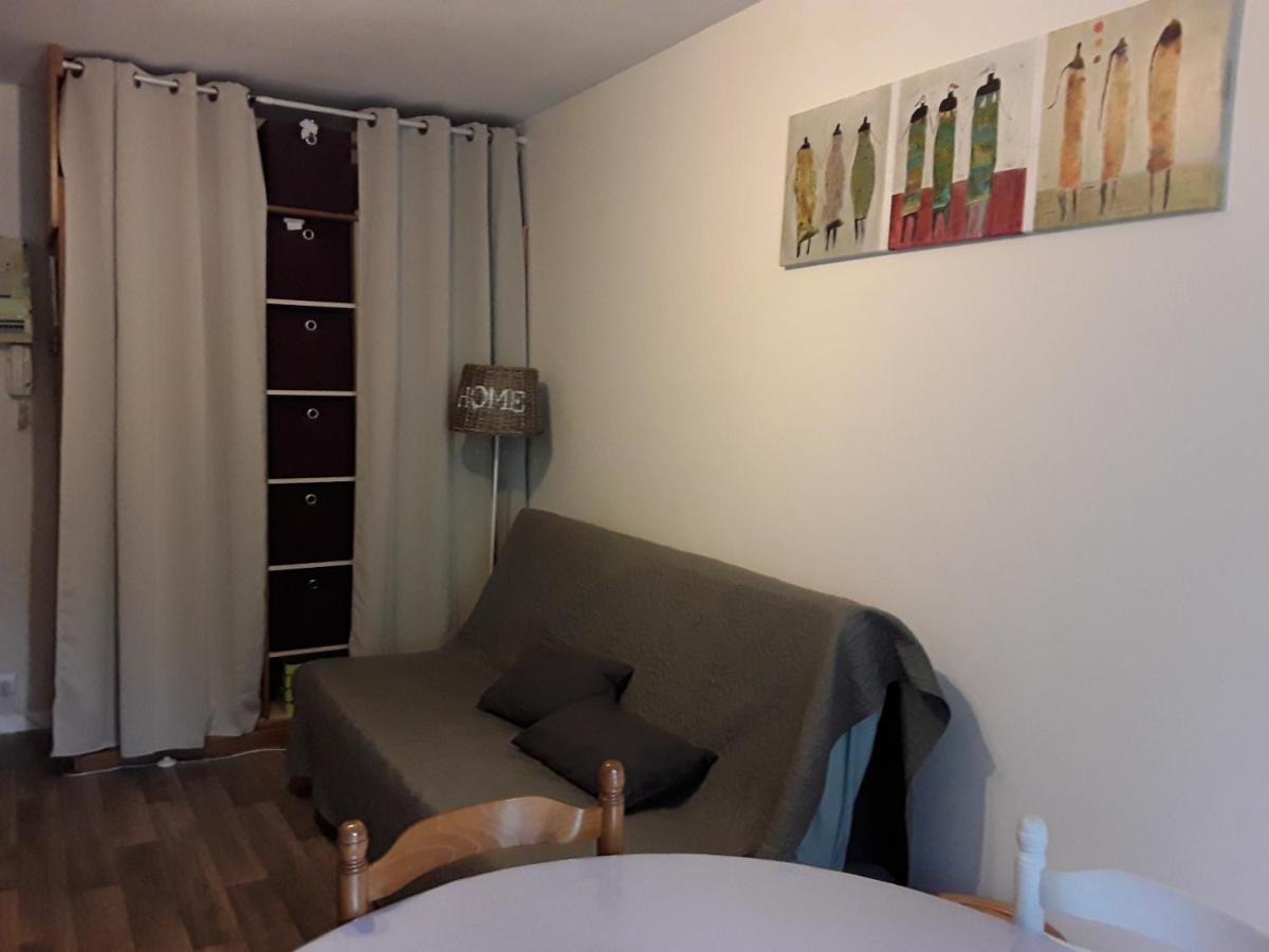 Appartement Avec Vue Sur La Montagne Bagneres-de-Luchon Luaran gambar